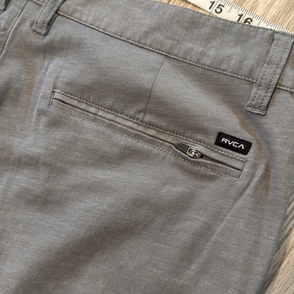 RCVA Shorts - Picture 3 of 5